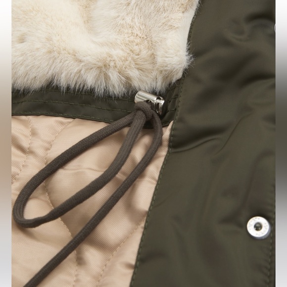 🎄 Abercrombie & Fitch Green Sherpa Lined Hooded Parka - Picture 13 of 16